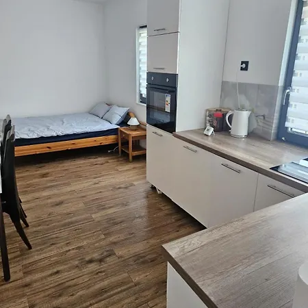 Mieszkanie Cymbark Apartman *